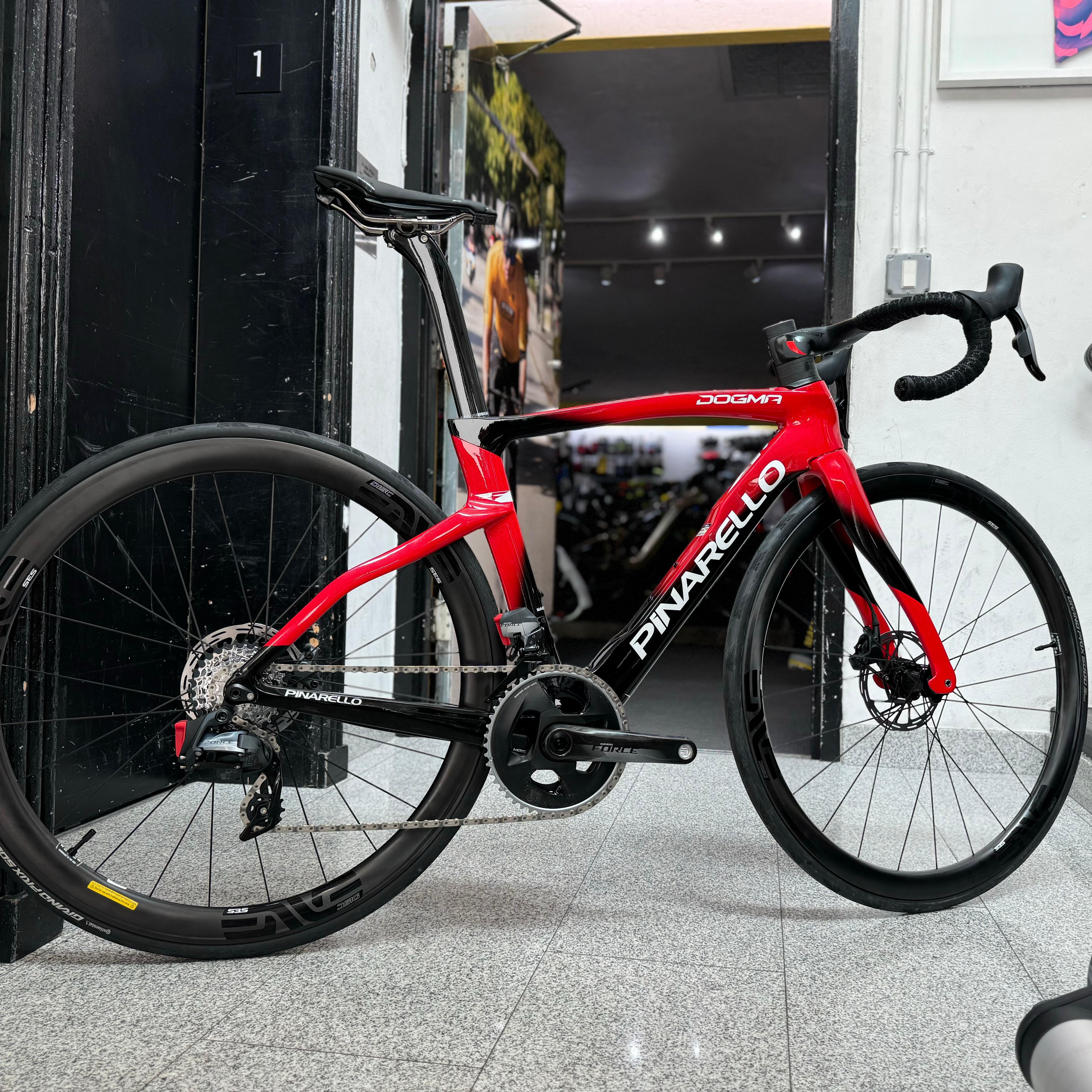 Pinarello Dogma F Disc E126 Sonic Red eTap AXS Road Bike Pro Build - 46.5 cm