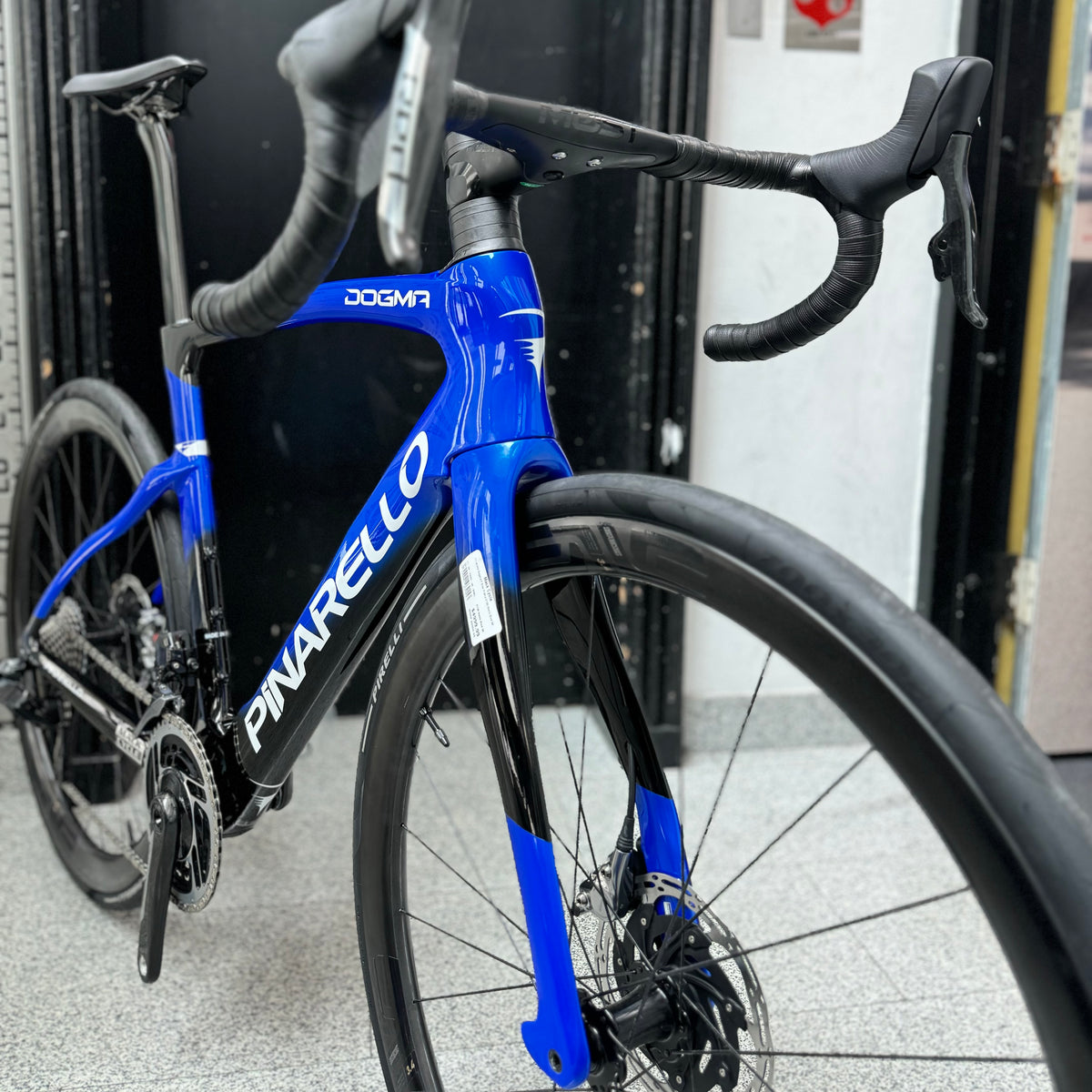 Pinarello Dogma F Disc E130 Sonic Blue SRAM RED AXS ENVE 3.4 Road Bike Custom Pro Build - 54cm