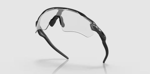 Oakley Radar EV Path with Clear to Iridium Photochromic Lenses