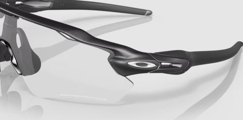 Oakley Radar EV Path with Clear to Iridium Photochromic Lenses